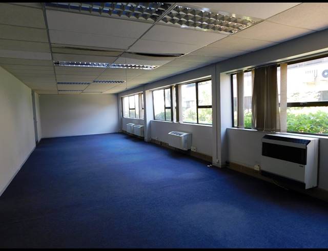 491M² OFFICE TO LET IN FERNDALE